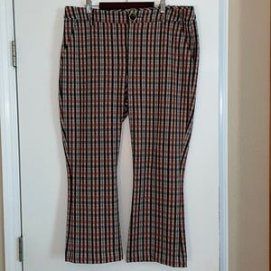 Cabi 4131 Jazzy Kick Flare Crops Size 14